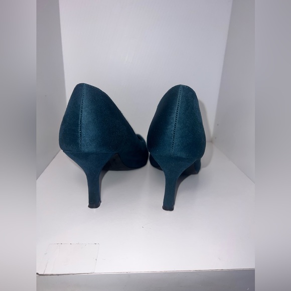 Predictions,comfort plus size 11, teal 3inch closed pointed toe padded sole pump - Picture 4 of 7